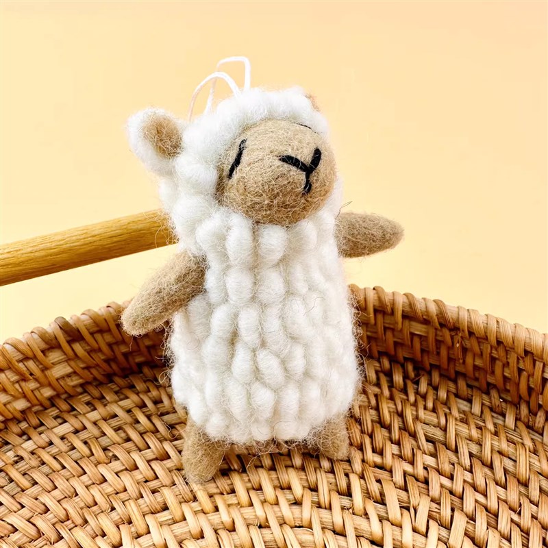 尼泊尔手工羊毛毡可爱立体绵E羊软萌 小羊小挂件包挂