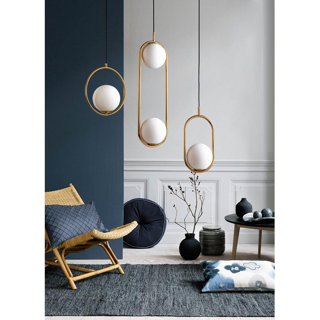 北欧创意个性卧室床头现代简约餐厅灯三头玻璃球客厅吧台吊灯