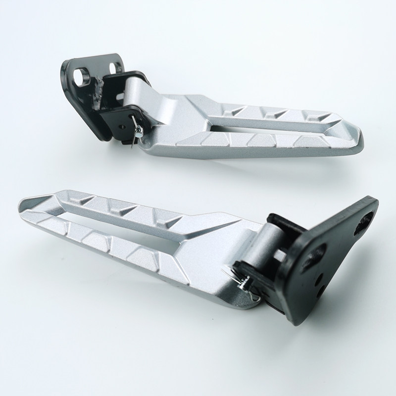新国标电动车改装脚蹬加长款45斜面折叠踏板铝合金搁脚踩脚板