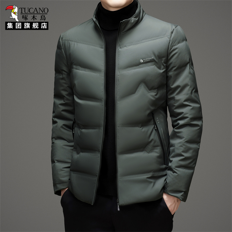 啄木鸟2025短款时尚羽绒服