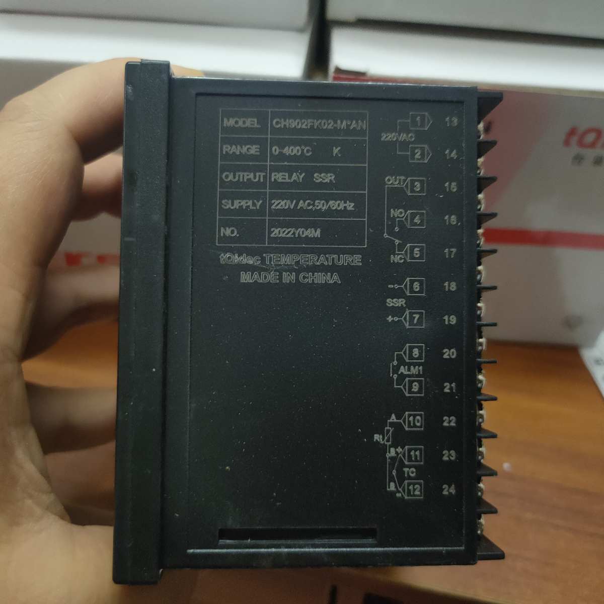 台泉 96数显智能温控表 CH902 FK02-MAN 短S壳 (K型继电器)*