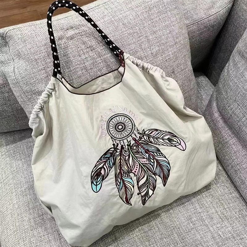 【颖颖家】太漂亮瞭忍不住两t件收 刺绣单肩斜挎帆布包 女 W1312