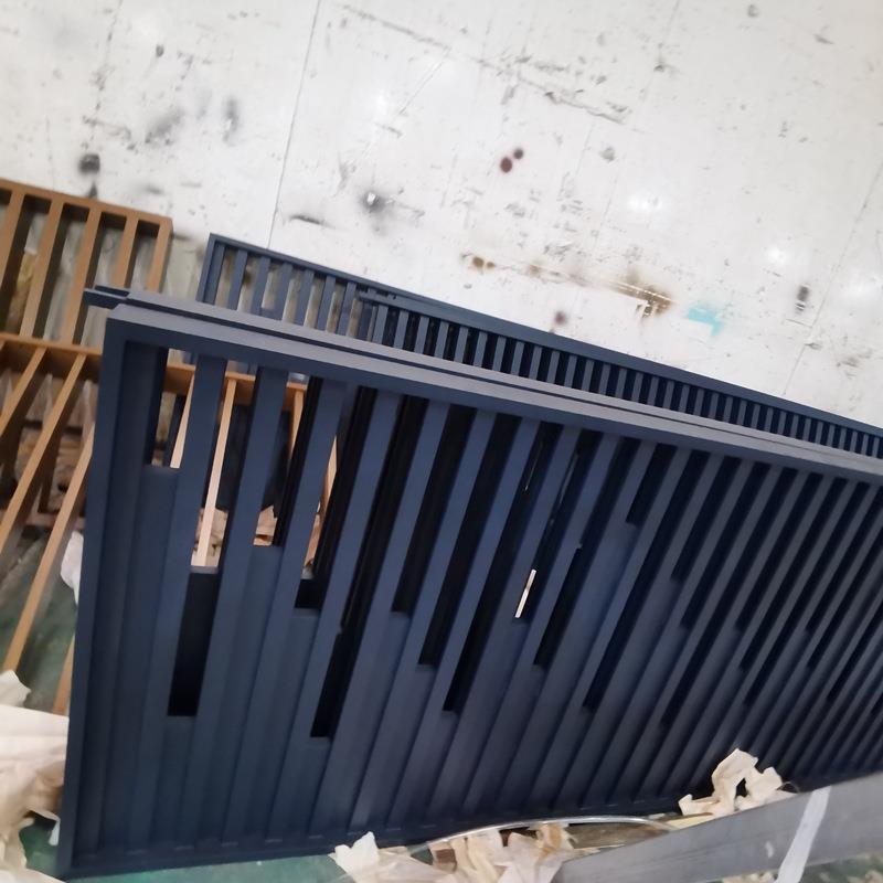 铝方管激光切割打孔开槽铝艺围墙护栏格栅铝合金窗花造型雕刻烤漆