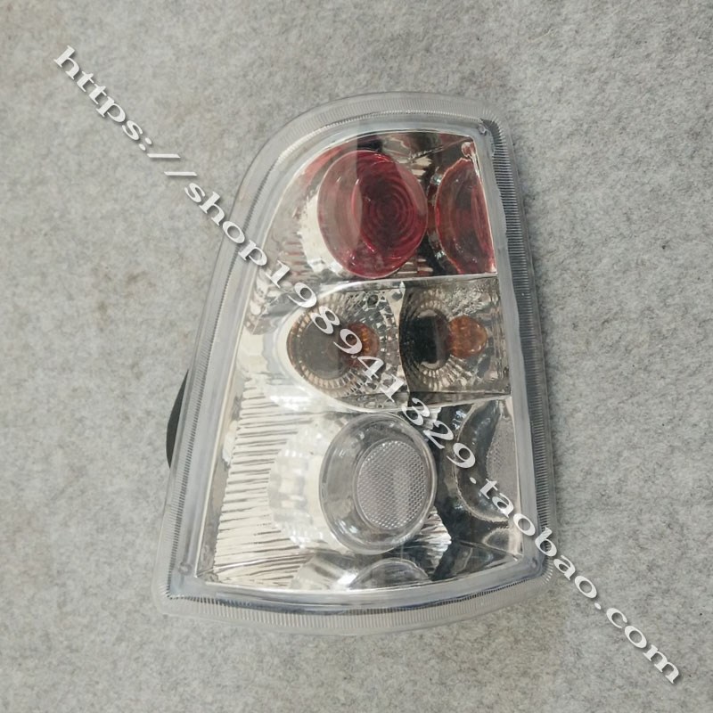 时风电动轿车配件D306后尾灯后大灯广迈时风电动汽车转向灯刹车灯