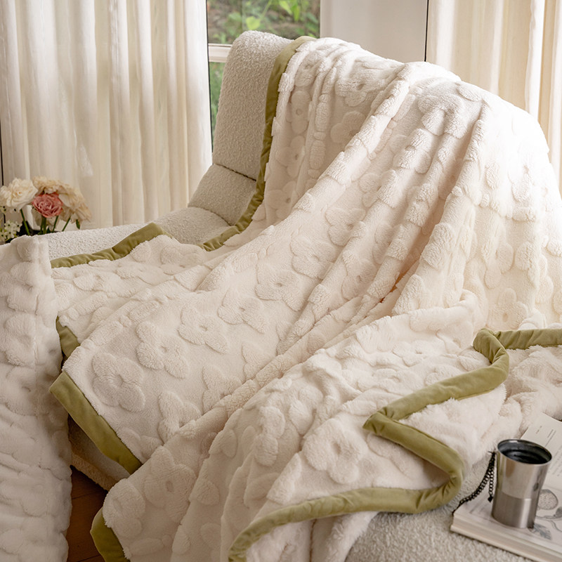 牛奶绒毛毯f午睡办公室披肩空调盖毯珊瑚法兰绒沙发被毯子