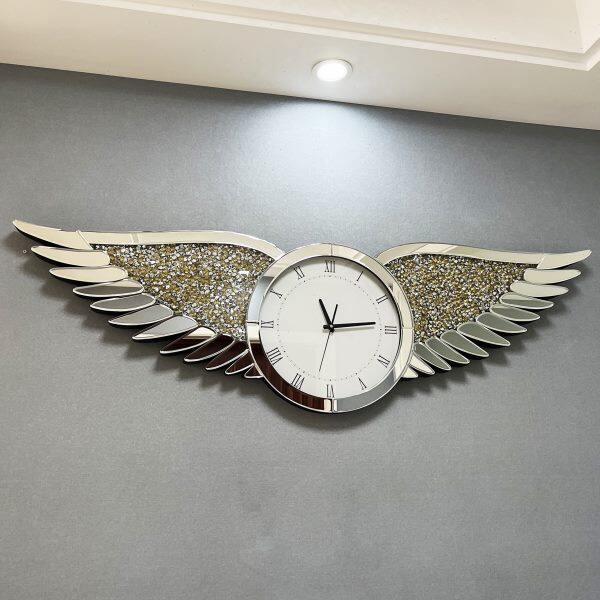 客厅个性镶钻时尚挂钟欧式轻奢装饰静音扫秒钟表艺术造型玻璃拼镜