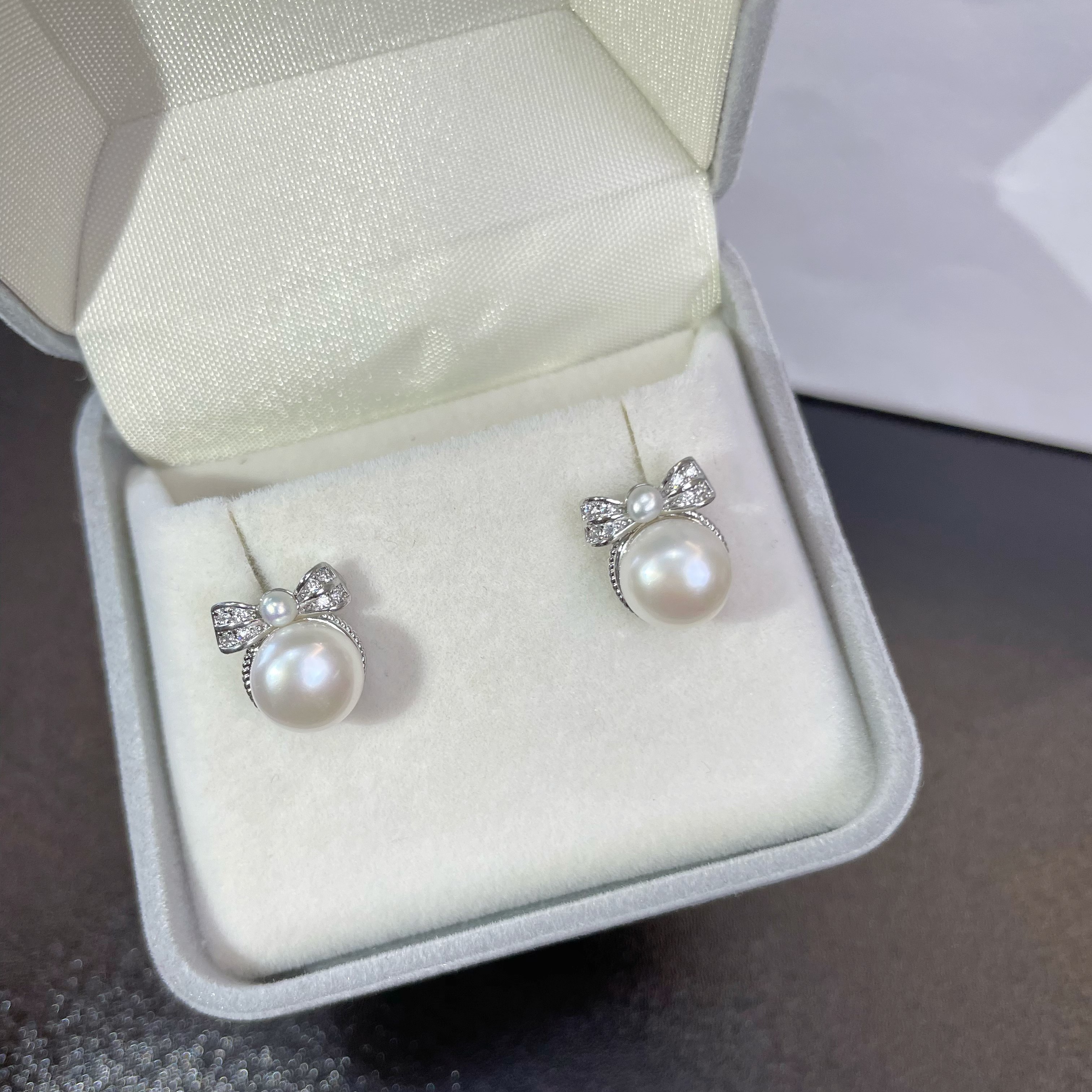 在逃公主淡水珍珠银针耳钉