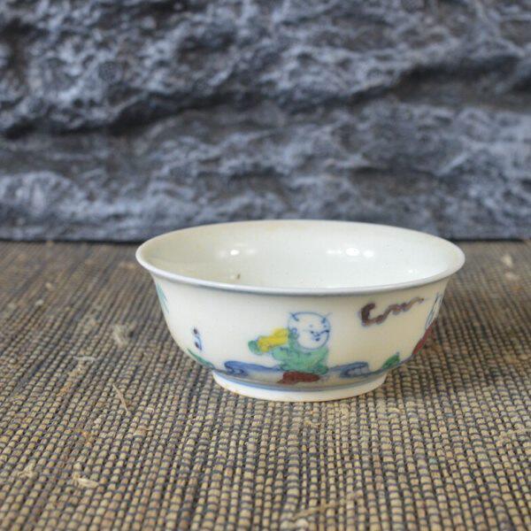 仿古瓷器 复古做旧明成化风格 斗彩人物纹品茗杯 古董古玩收藏品