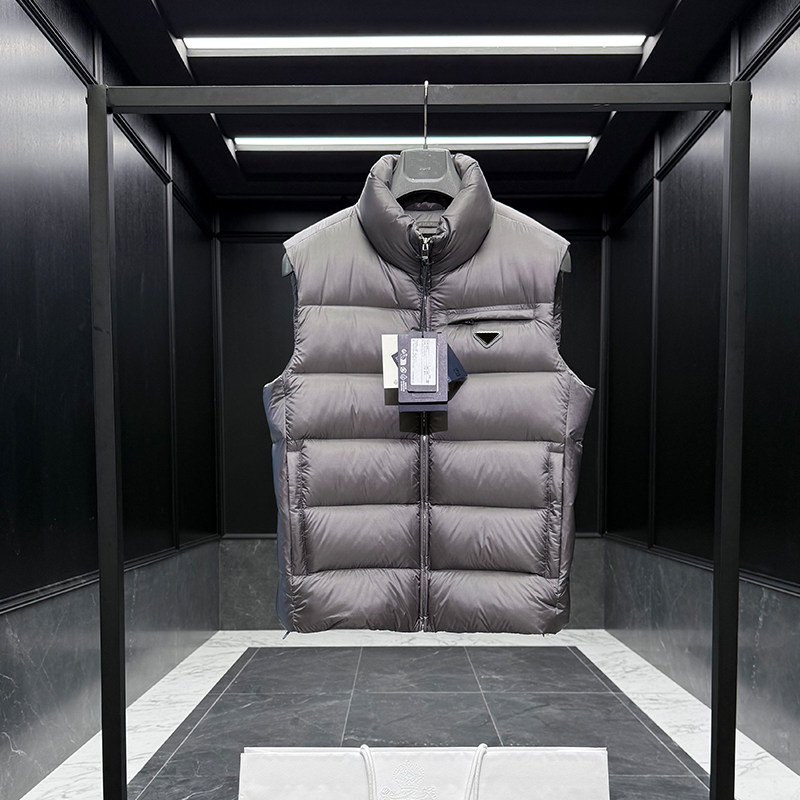 thumbnail for Europe - Light Luxury Trendy Brand P Unisex Fashion down Vest