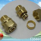 铜接头 太阳能管道接头卡套式 25x1寸32x1寸外丝直接 铝塑管铜接头