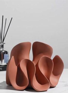 简约现代轻奢软装饰品q树脂创意艺术售楼处样板房间客厅餐桌面摆