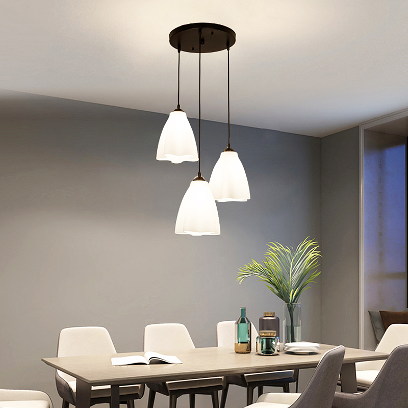 餐厅灯吊b灯三头北欧简约现代风格创意玻璃楼梯间吧台餐桌饭厅吊