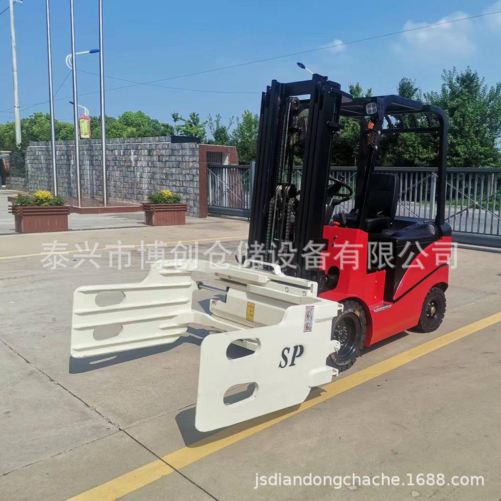 360抱夹式旋转叉车90°方形电动夹抱车棉包冰箱电器翻转堆垛车