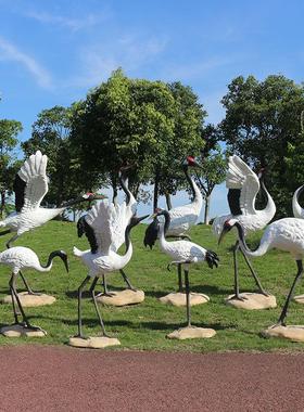 仿真仙鹤摆件户外庭院水池喷水丹顶鹤雕塑玻璃钢动物模型