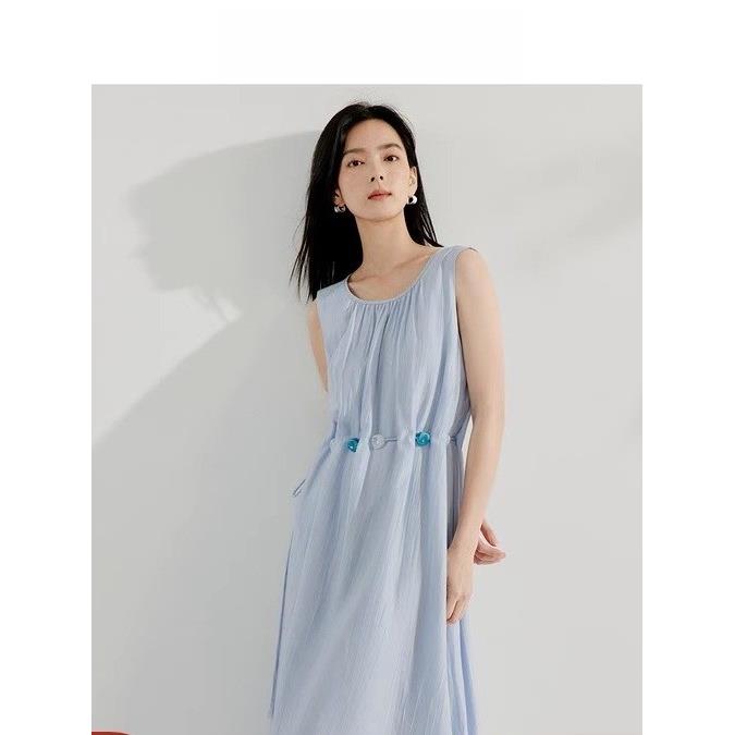 清仓法式度假风背心连衣裙女2026年夏季淡人欧若风蓝色无袖长裙子