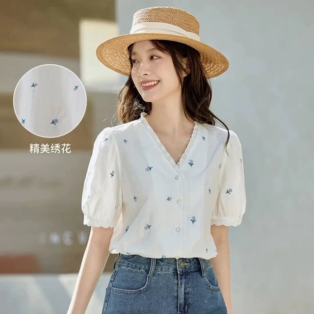 清仓夏季新款法式气质设计感小清新刺绣短袖纯棉花边V领白衬衫女