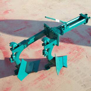 手扶双铧犁 拖拉机配件 耕地松土 农业机械铧犁