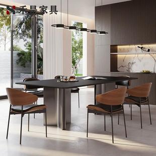 意式极简黑色岩板餐桌组合家用小户型现代简约长方形全托底餐桌椅
