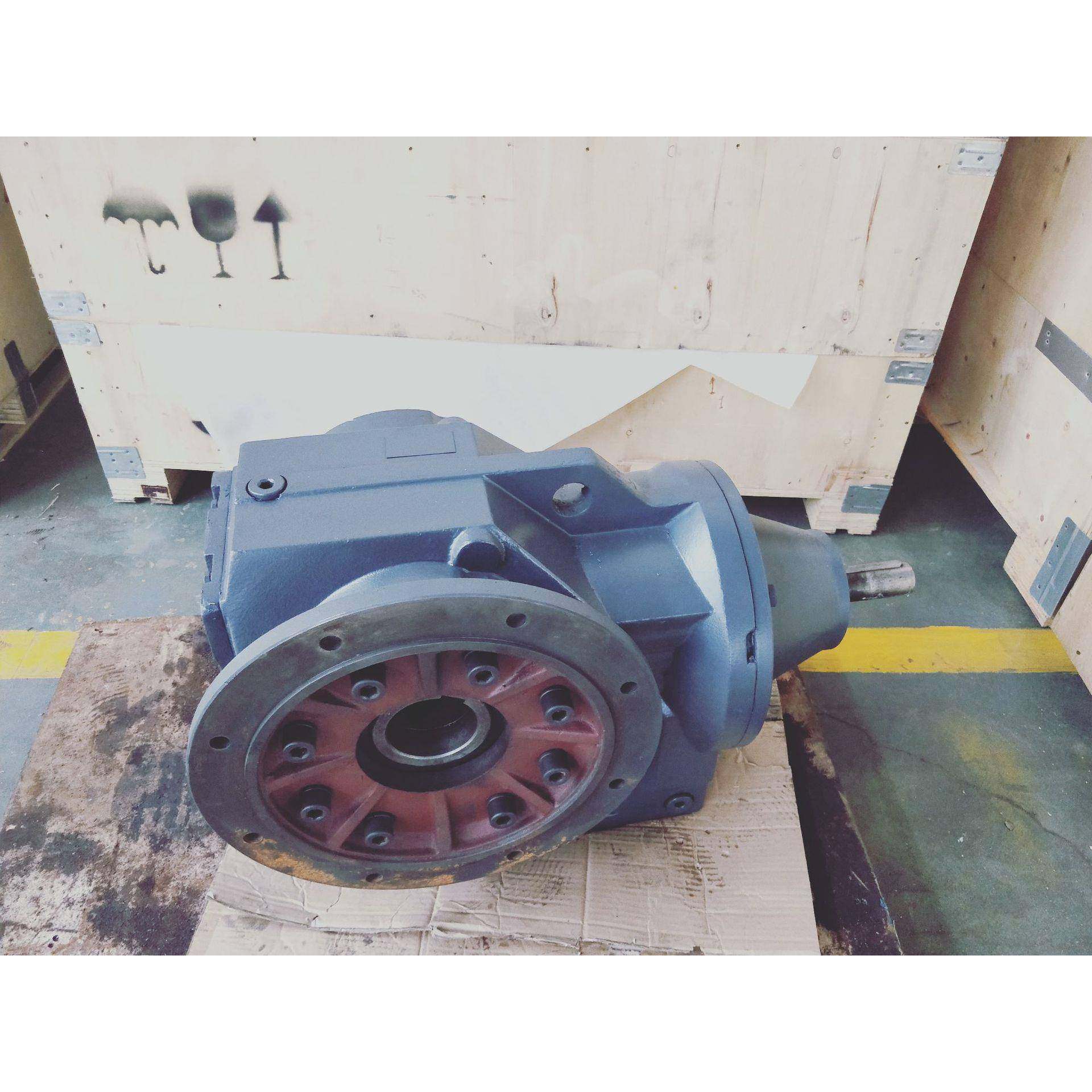 上海一藤减速机械K系列KF57齿轮箱KF57螺旋锥齿轮减速机,乐器/吉他/钢琴/配件,其它乐器配件,淘宝优惠券,粉丝福利购,淘宝优惠卷