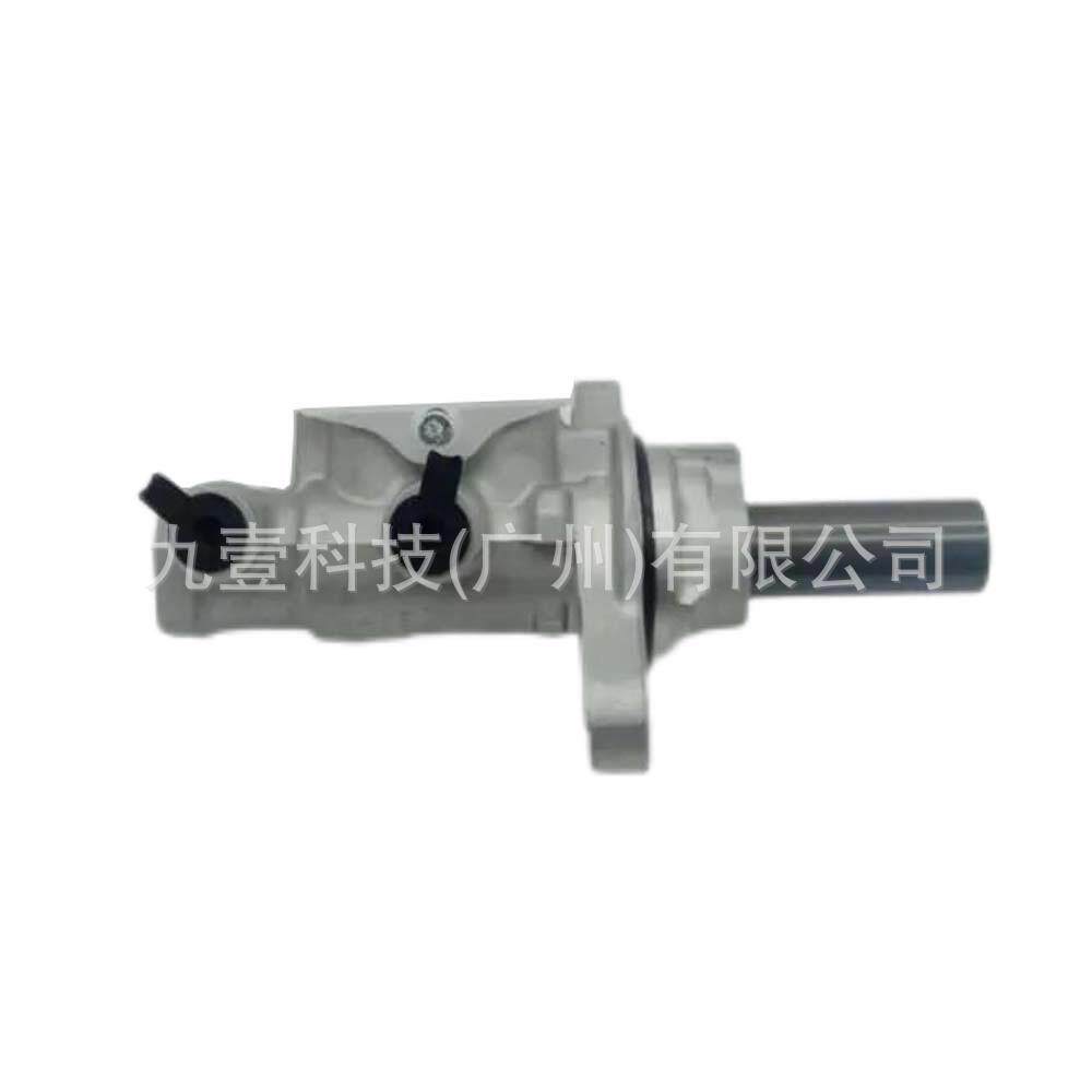 适用福特RANGER 2.2 MAZADA制动总泵 刹车总泵 手动挡 UCYS4340ZA