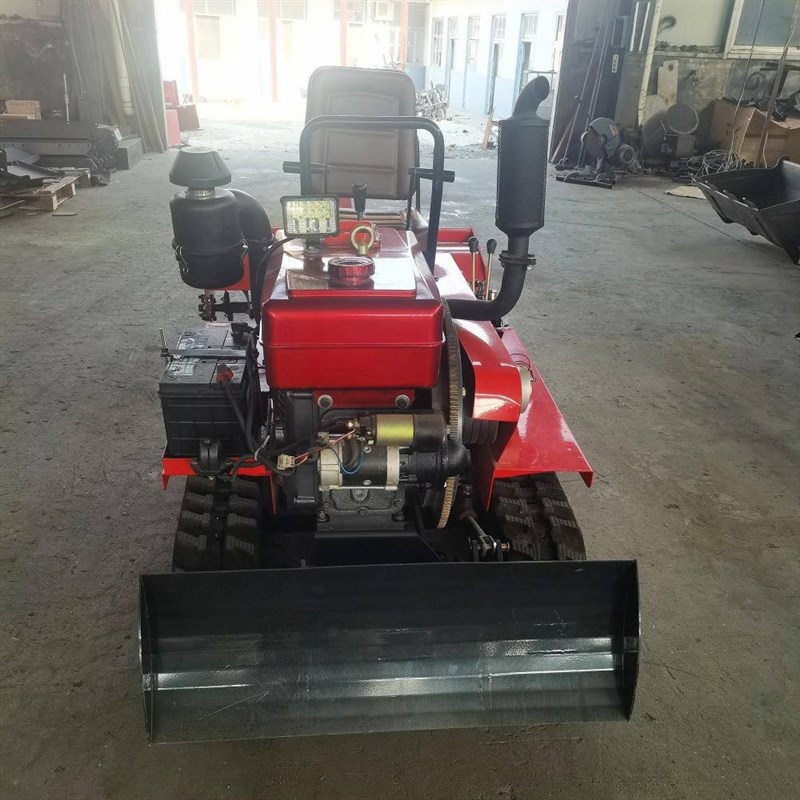 履带拖拉机可加装多种工具山地丘陵开沟旋耕除草机履带拖拉机