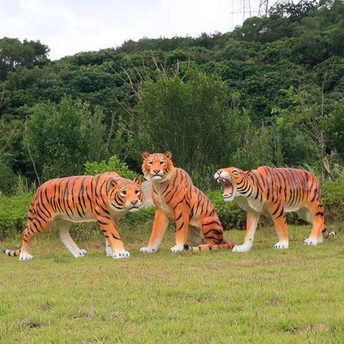 户外仿真WJZ卡通老虎雕塑钢玻璃假物模型公品园动草坪精装饰落地