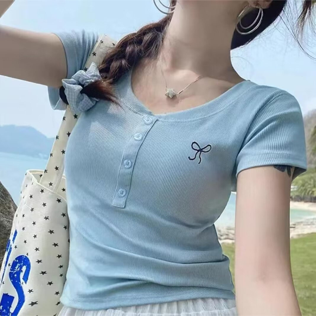 ins辣妹纯欲蝴蝶结刺绣V领打底短袖t恤女修身显瘦百搭短袖上衣 女