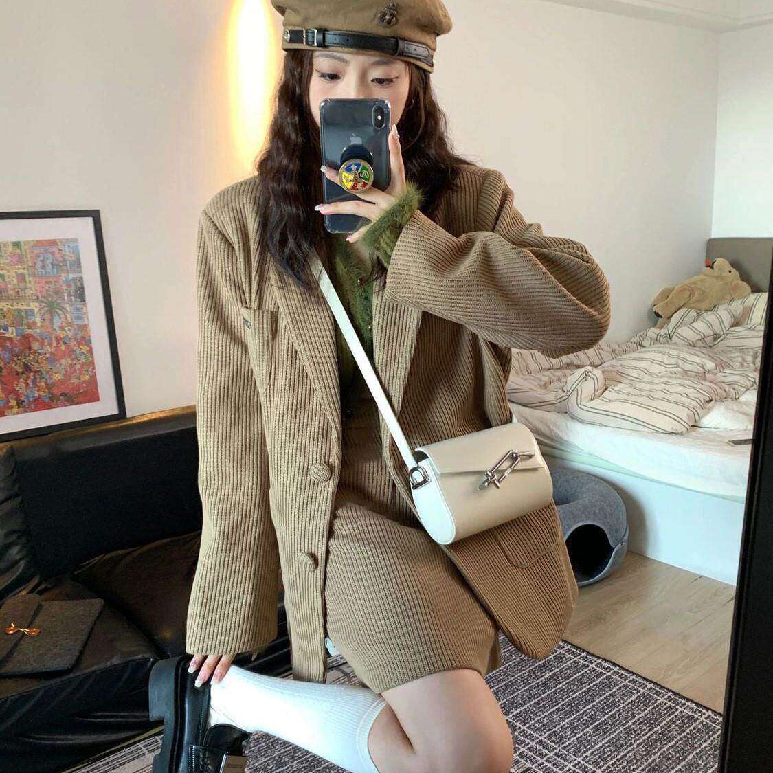 两件套装设计感小香风灯芯绒西装领外套女上衣+搭配半身A字裙子潮