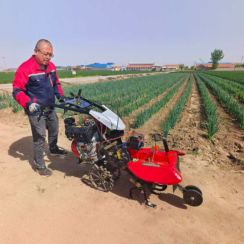 新款手扶小型开沟培土机农用多功能汽柴油便携式除草旋耕机厂家