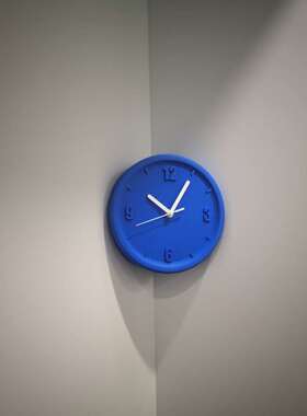 科技装饰纯色墙角简约现代打孔免艺术数字遮孔挂钟静音钟角