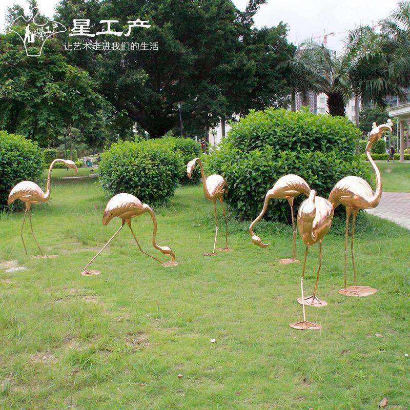 楼盘小区公园绿化装饰不锈钢镜面仙鹤火烈鸟动物雕塑水景雕塑摆件