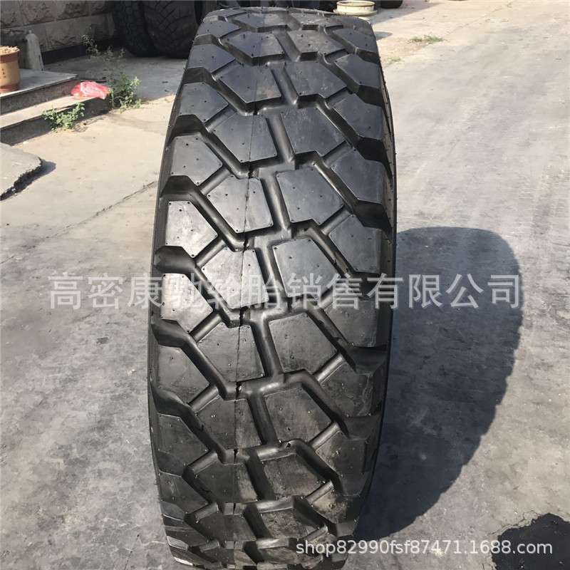 供应自卸车货车轮胎16.00-20 沙漠花纹轮胎1600-20