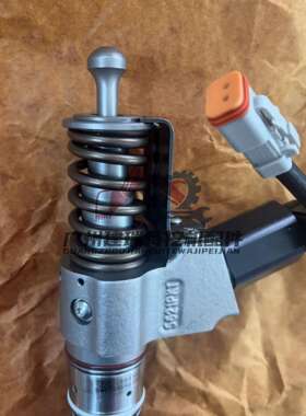 喷油嘴总成4384360 推土机SD22 康明斯新款发动机