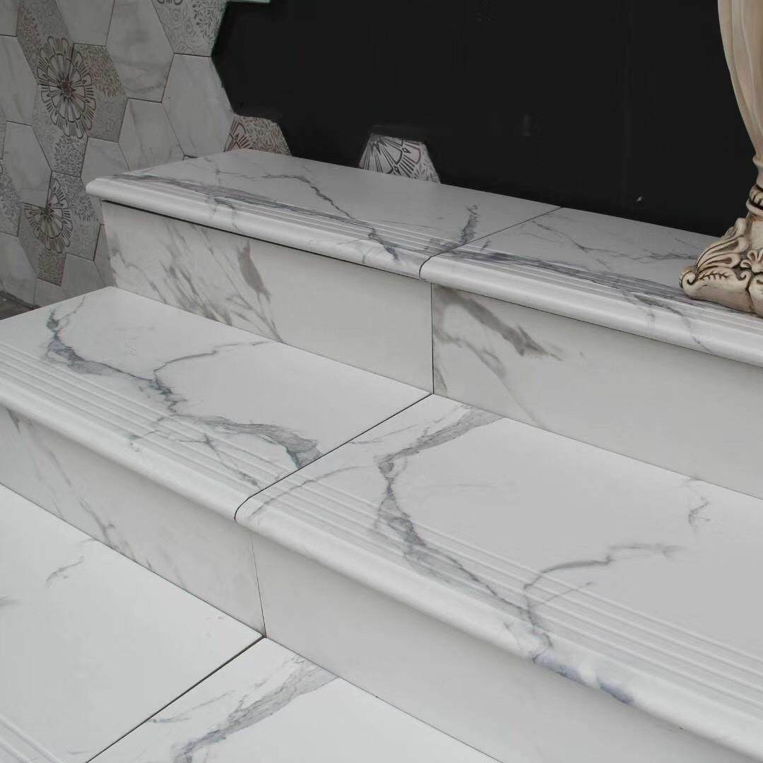 通体仿古砖卡拉拉白别墅楼梯地砖木纹仿古拉槽防滑高档加厚楼梯砖