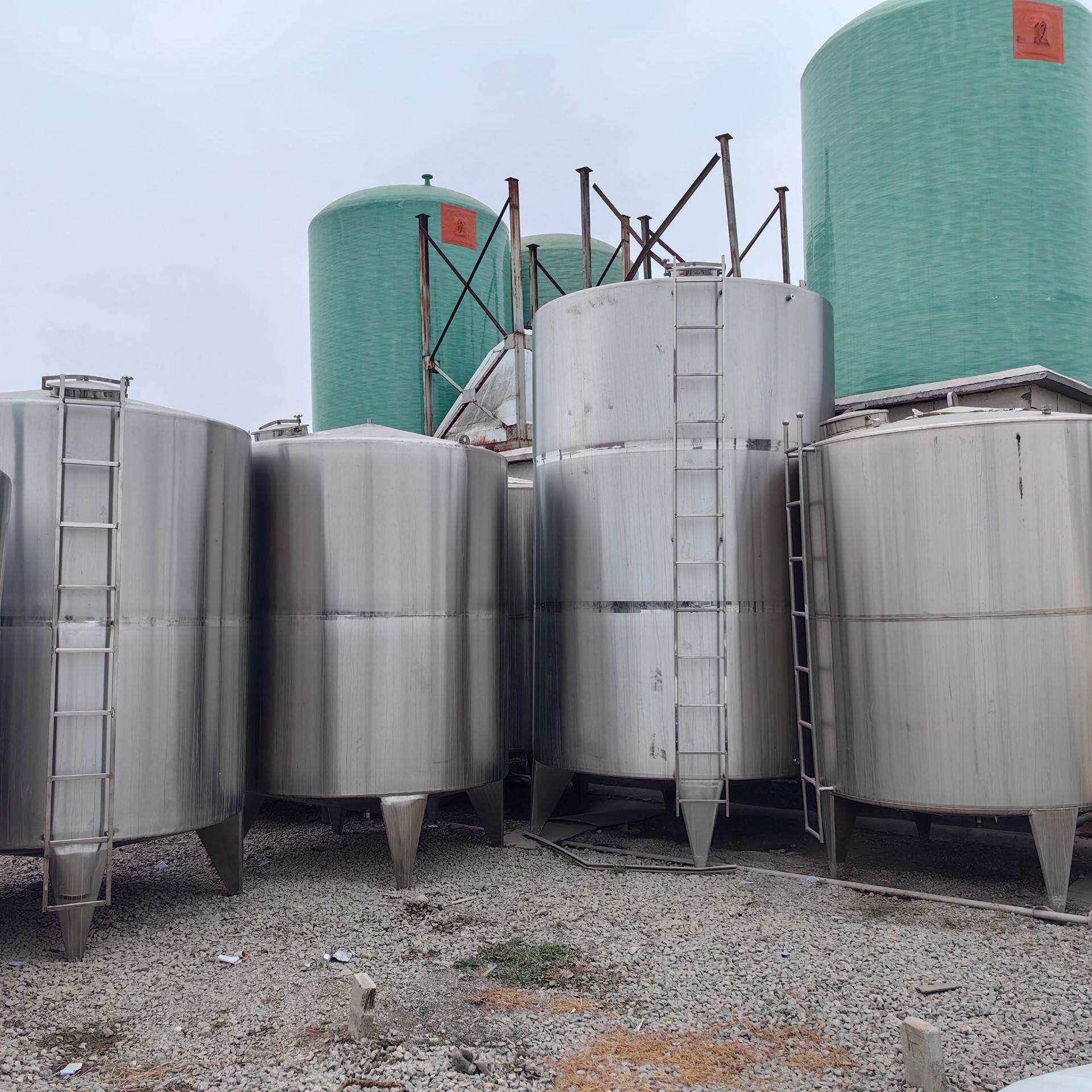 酒厂不锈钢存酒罐304白钢酒罐5立方立式锥形底密封罐