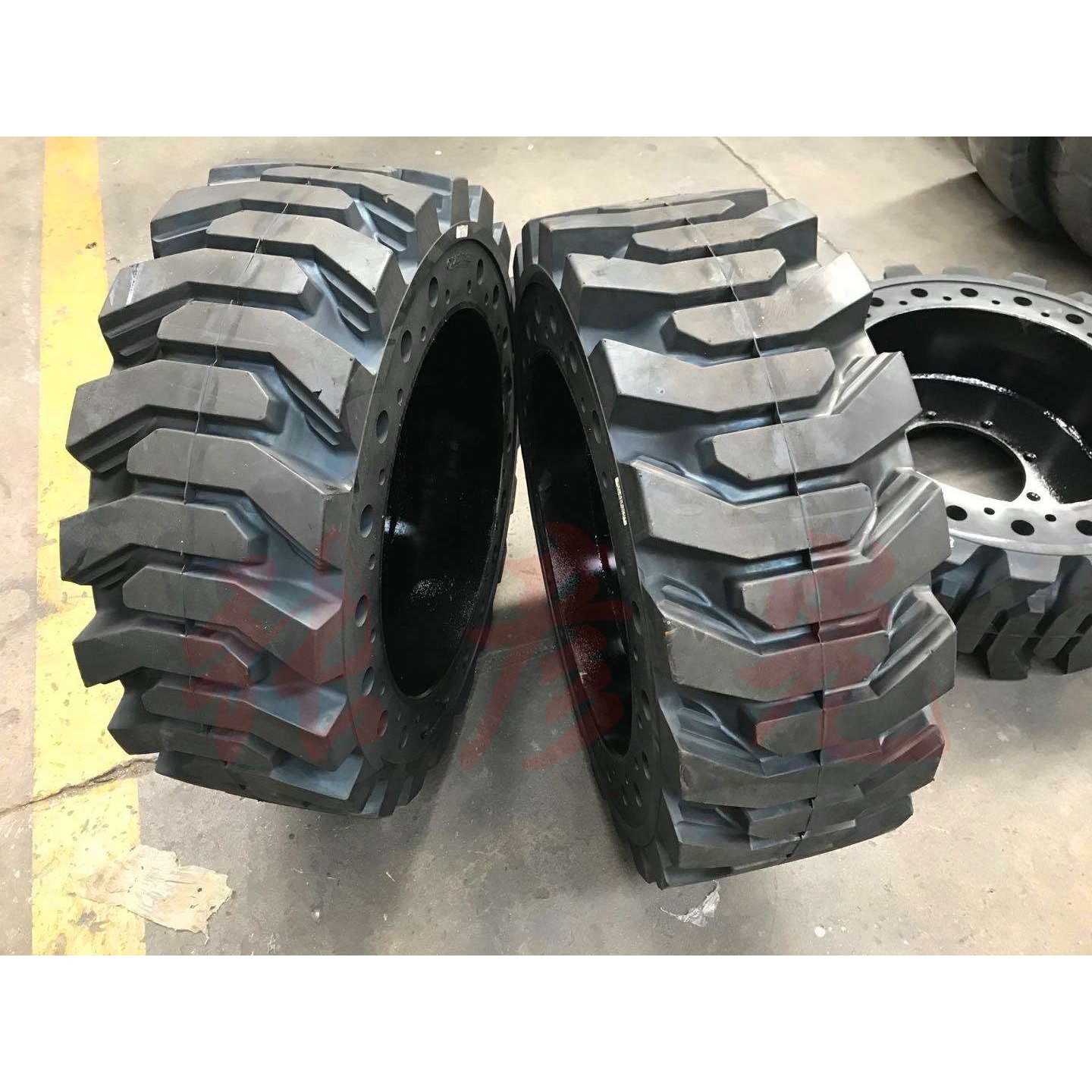 供应高品质装载机实心充气轮胎12-16.5/33x12-20滑移装载机轮胎,鲜花速递/花卉仿真/绿植园艺,割草机/草坪机,淘宝优惠券,粉丝福利购,淘宝优惠卷