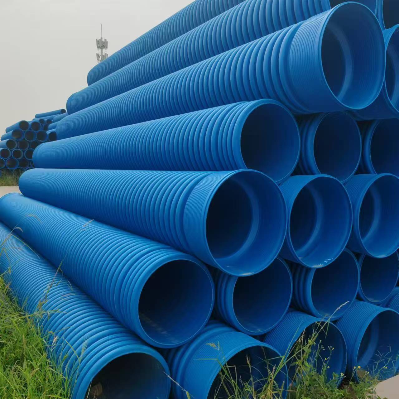 HDPE蓝色双壁波纹管SN8市政工程排污排水管耐腐蚀抗压塑料管材