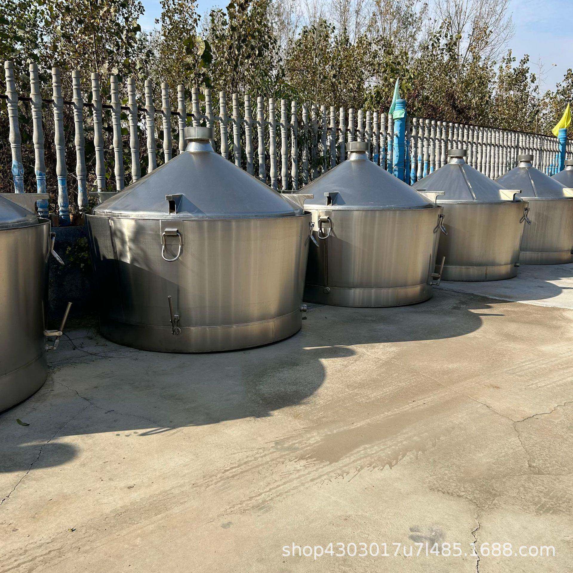 白酒酿酒设备，家用粮食蒸酒设备，不锈钢酒锅厂家酒厂用304酒甄