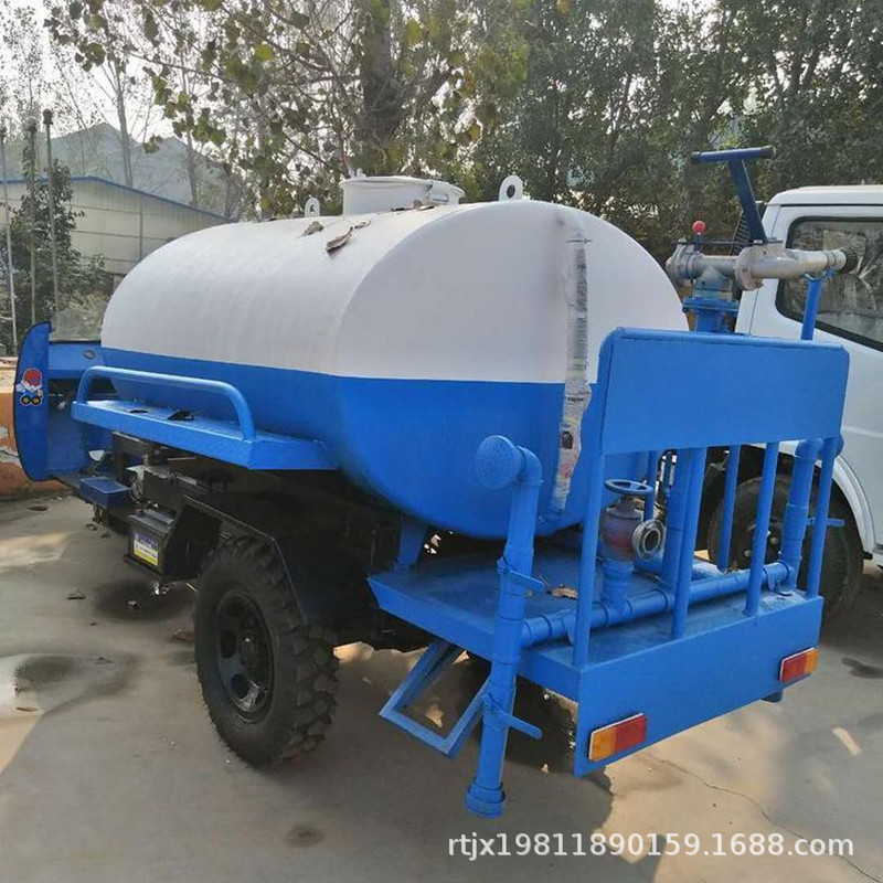 多用途载水罐后洒雾炮冲洗车道路移动式小型园林绿化电动洒水车