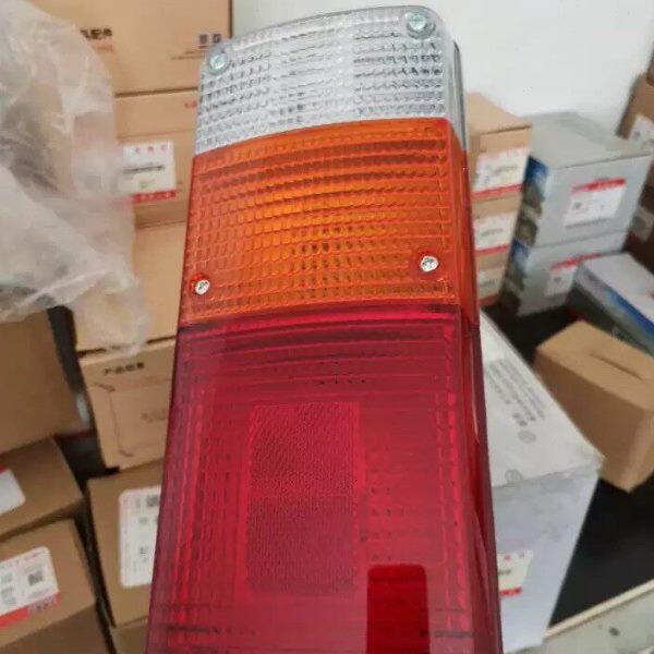 色老款配重组合10灯泡叉车-24V三内后尾灯2000款吨灯合力叉车h后5