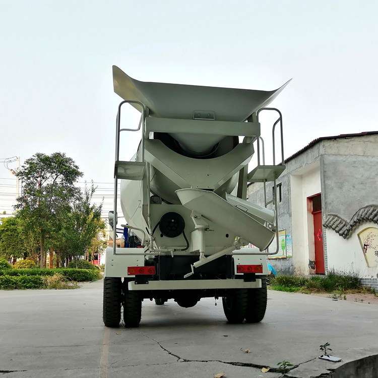 供应小型隧道混泥土搅拌车 农用混凝土搅拌车 五征五轮3方罐车