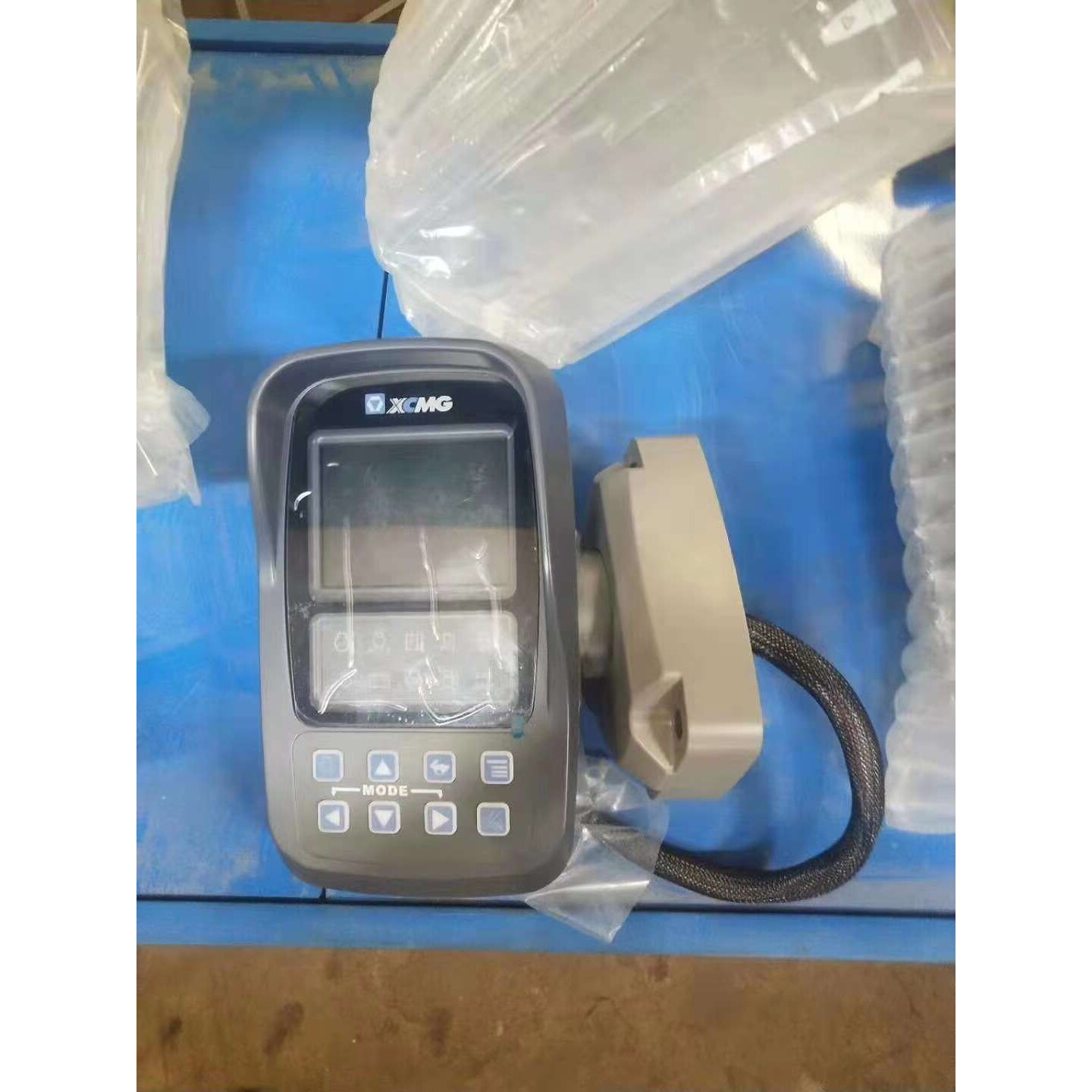 现货供应力士德210 200 330挖掘机显示屏 电脑版 显示器 继电器