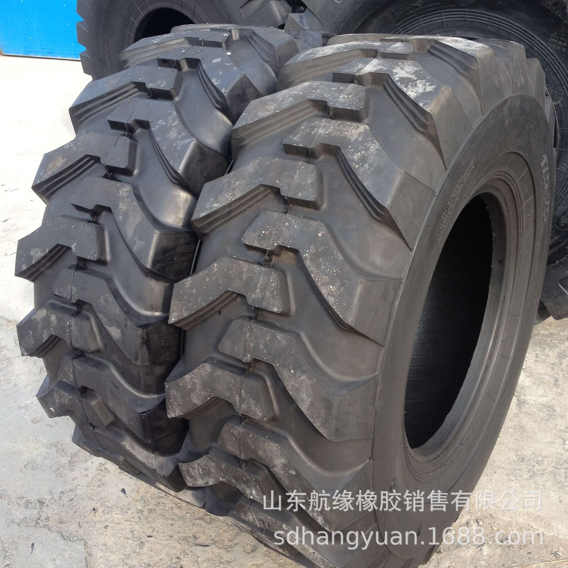 1300-24G2 平地机轮胎 筑路机械轮胎 耐磨 防滑 1300-24 现货销售