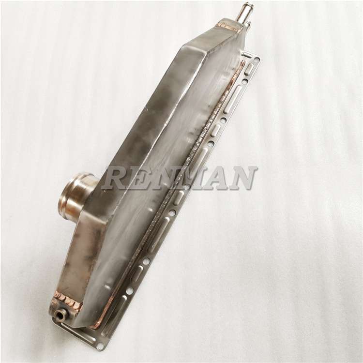 东风康明斯6CT8.3发动机中冷器3924732工程机械柴油机散热器现货