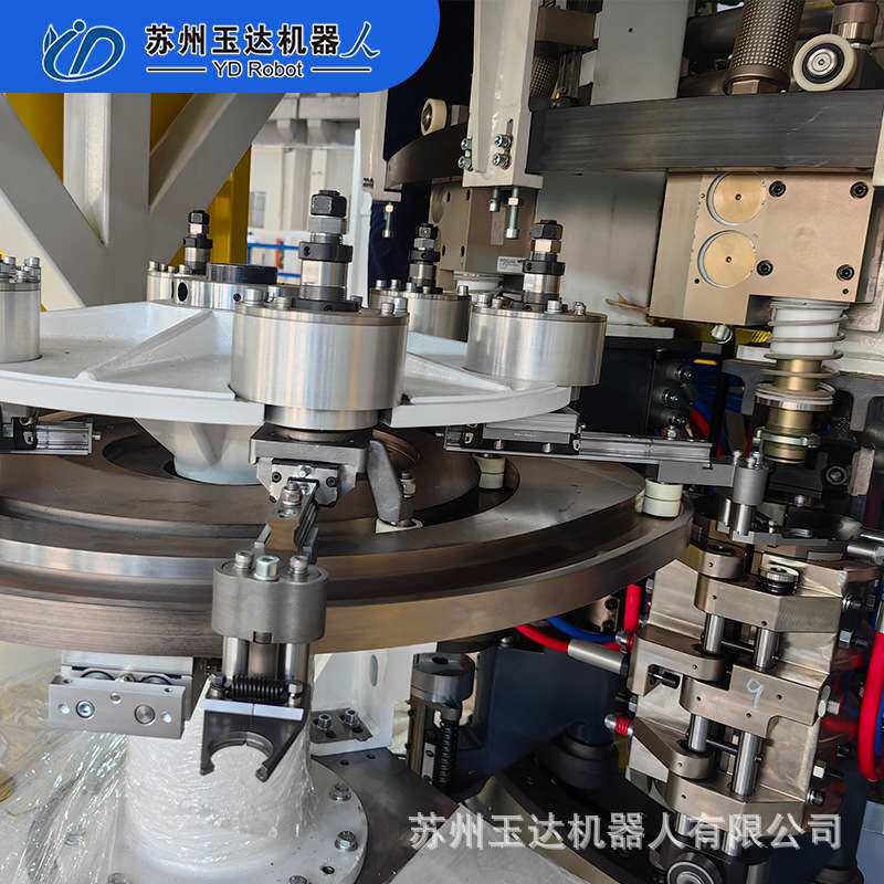 厂家新品吹灌旋一体机 小型灌装线饮用水果汁饮料全自动旋吹机