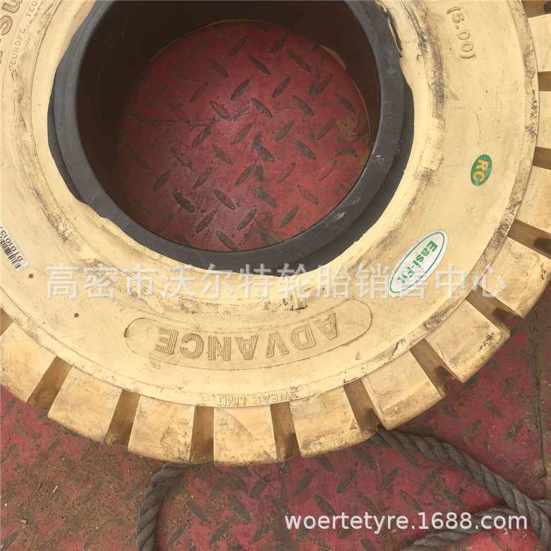 叉车充气轮胎650-10实心胎500-8 600-9 28X9-15 825-15