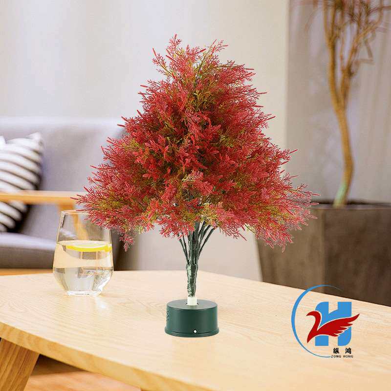 纵鸿新款跨境开花松针圣诞树迷你小型旋转桌面圣诞节装饰发光摆件
