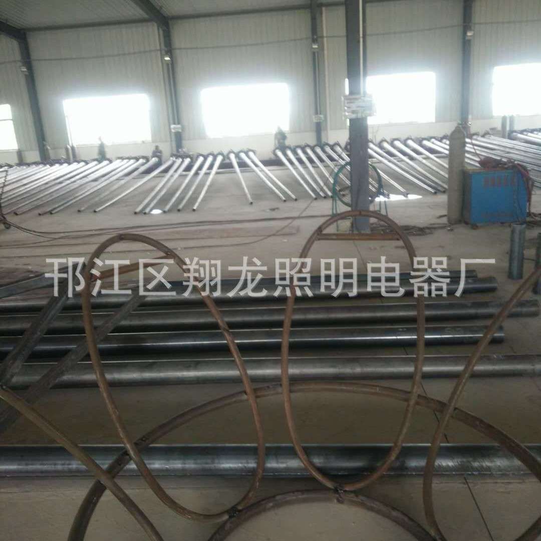 路灯厂家按图定 做15米中杆灯 含全套光源灯具开增值税，一件起批