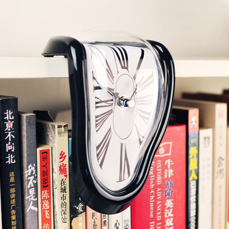 静音创意复古扭曲钟融化的时钟桌角钟罗马钟直角达V利变形时空钟