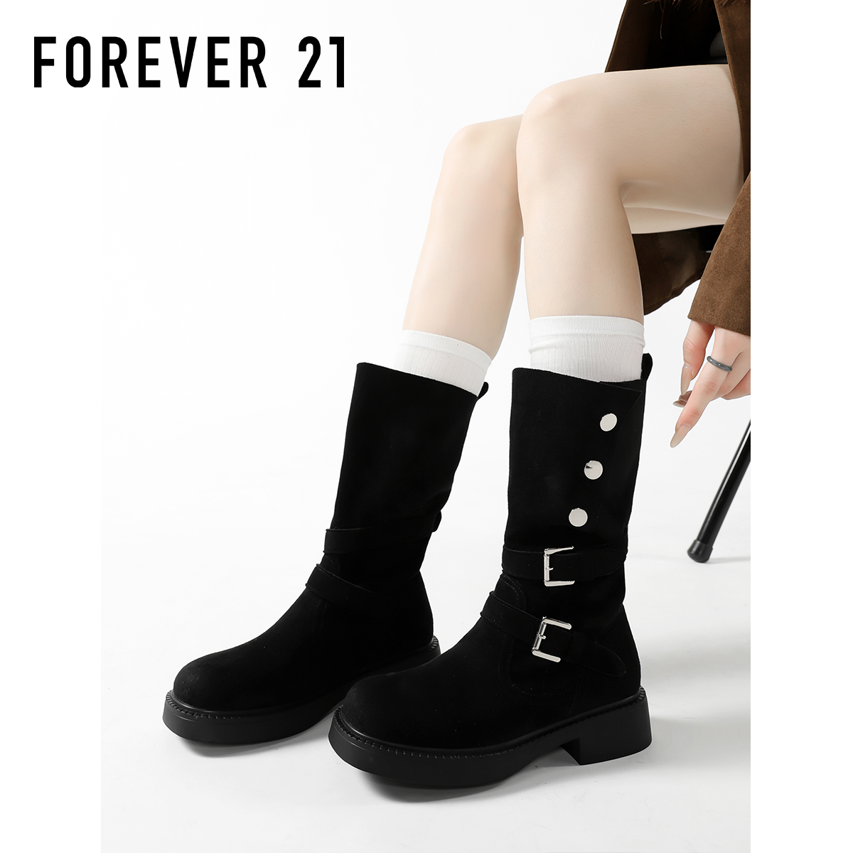 F21英伦风复古高筒马丁靴女2025